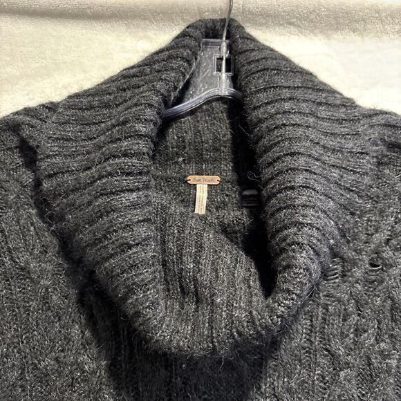 Free People Oversized Alpaca Blend Distressed Cable Knit Sweater Small Grey - Picture 2 of 14